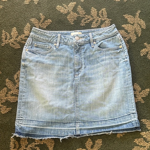 Ana Taylor Casual Light Blue Denim Mini Skirt size 4 petite - Picture 1 of 6
